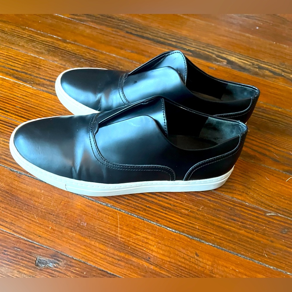 Vince Nelson Galia slip on sneakers size 6.5